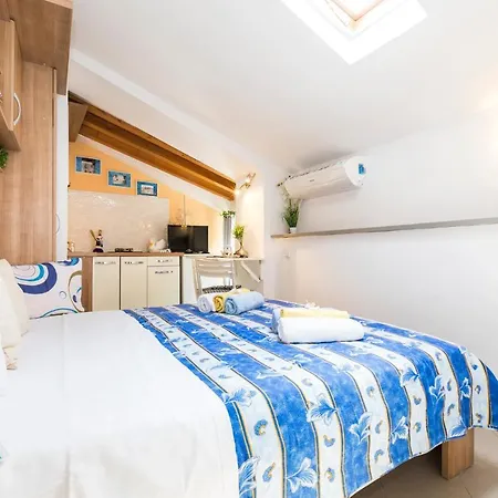 Apartmán I Soba Roberto I Mirjana *