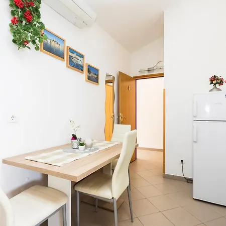 Apartmán I Soba Roberto I Mirjana