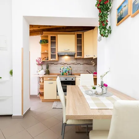 I Soba Roberto I Mirjana Apartmán *