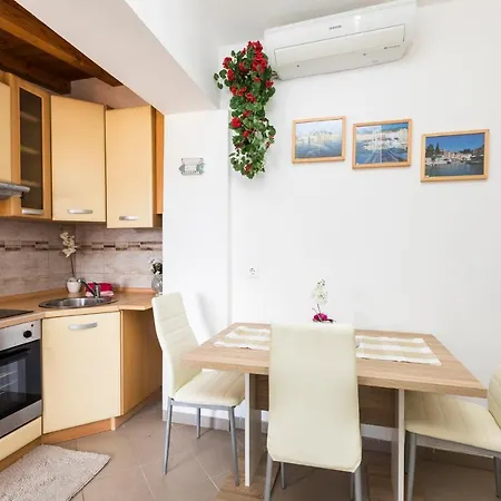 Apartmán I Soba Roberto I Mirjana Valun