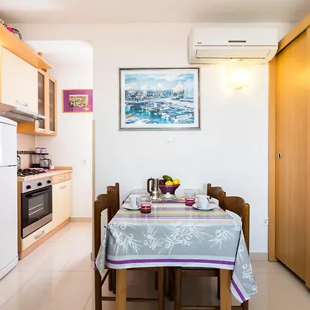 Apartmán I Soba Roberto I Mirjana Valun