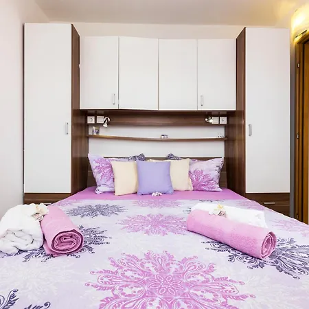 Apartmán I Soba Roberto I Mirjana